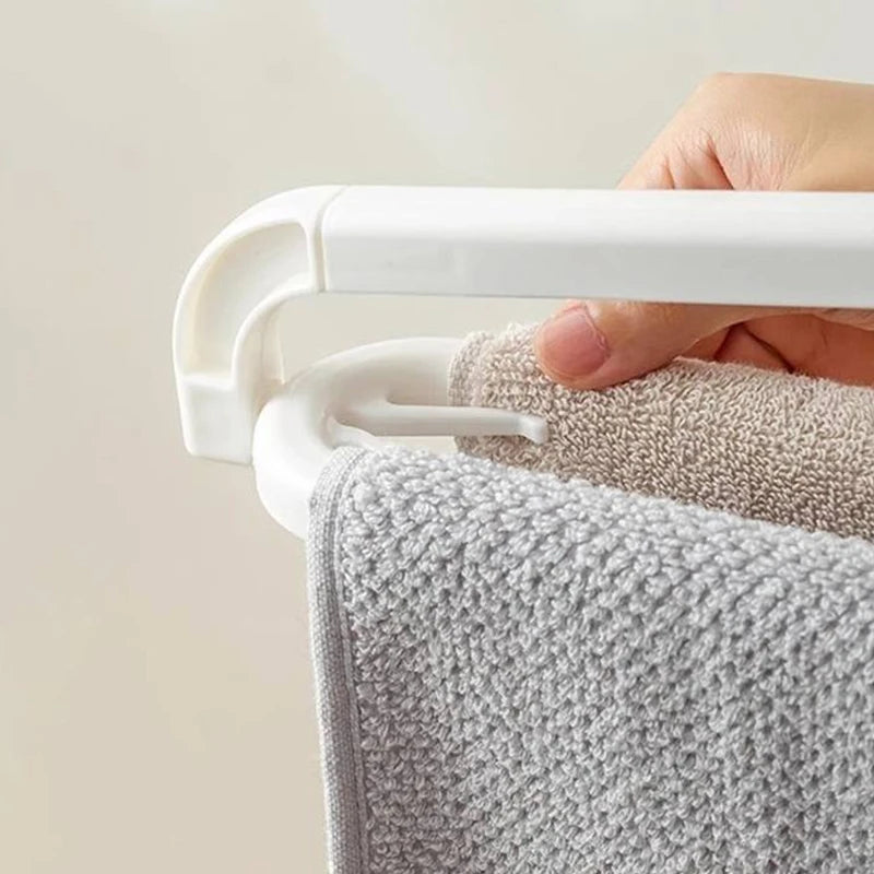 Extendable Space-Saving Hanger